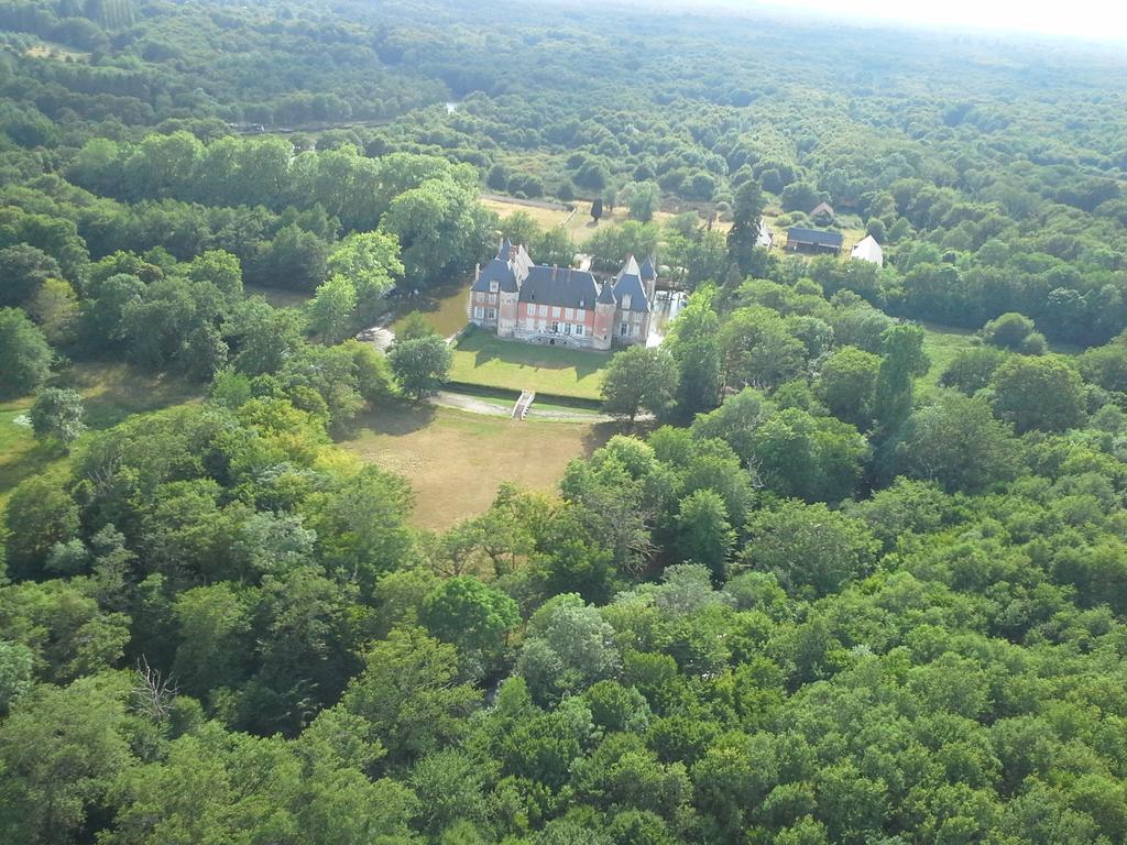 Chateau De Souesmes Exterior foto