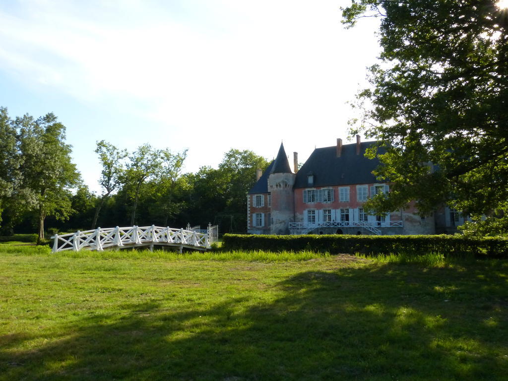Chateau De Souesmes Exterior foto